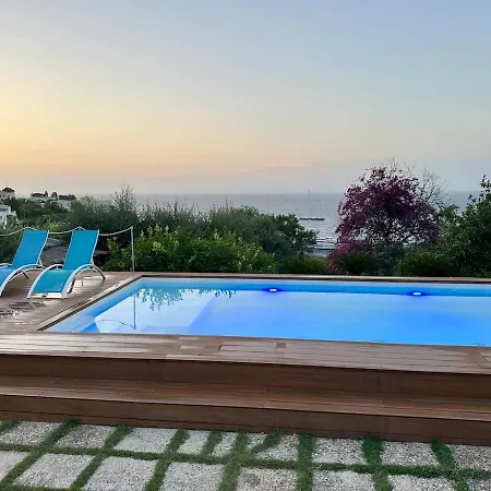 Amalu Piscina E Giardino *