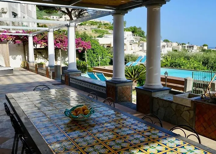 Amalu Piscina E Giardino Villa *