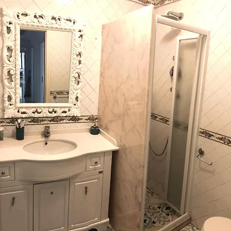 Amalu Piscina E Giardino Capri