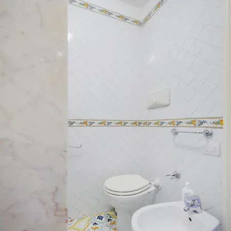 Villa Amalu Piscina E Giardino *