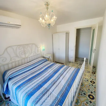 Amalu Piscina E Giardino Villa