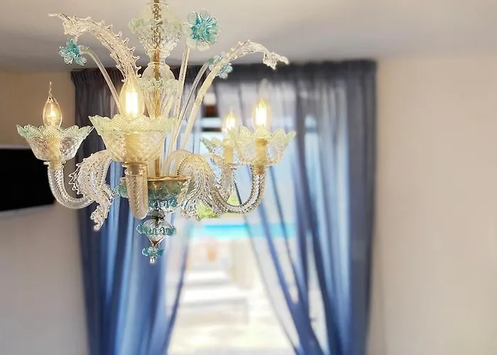 Amalu Piscina E Giardino 卡普里