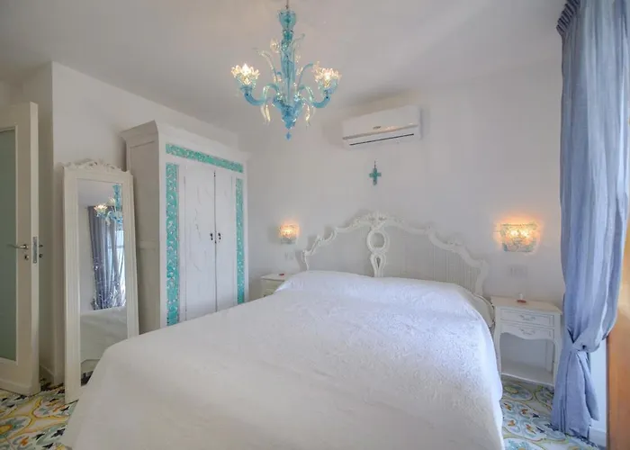 Amalu Piscina E Giardino Villa Capri