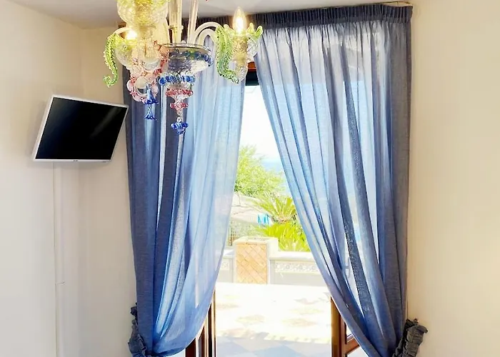 Amalu Piscina E Giardino * 卡普里