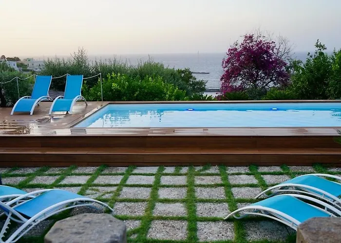 Willa Amalu Piscina E Giardino *